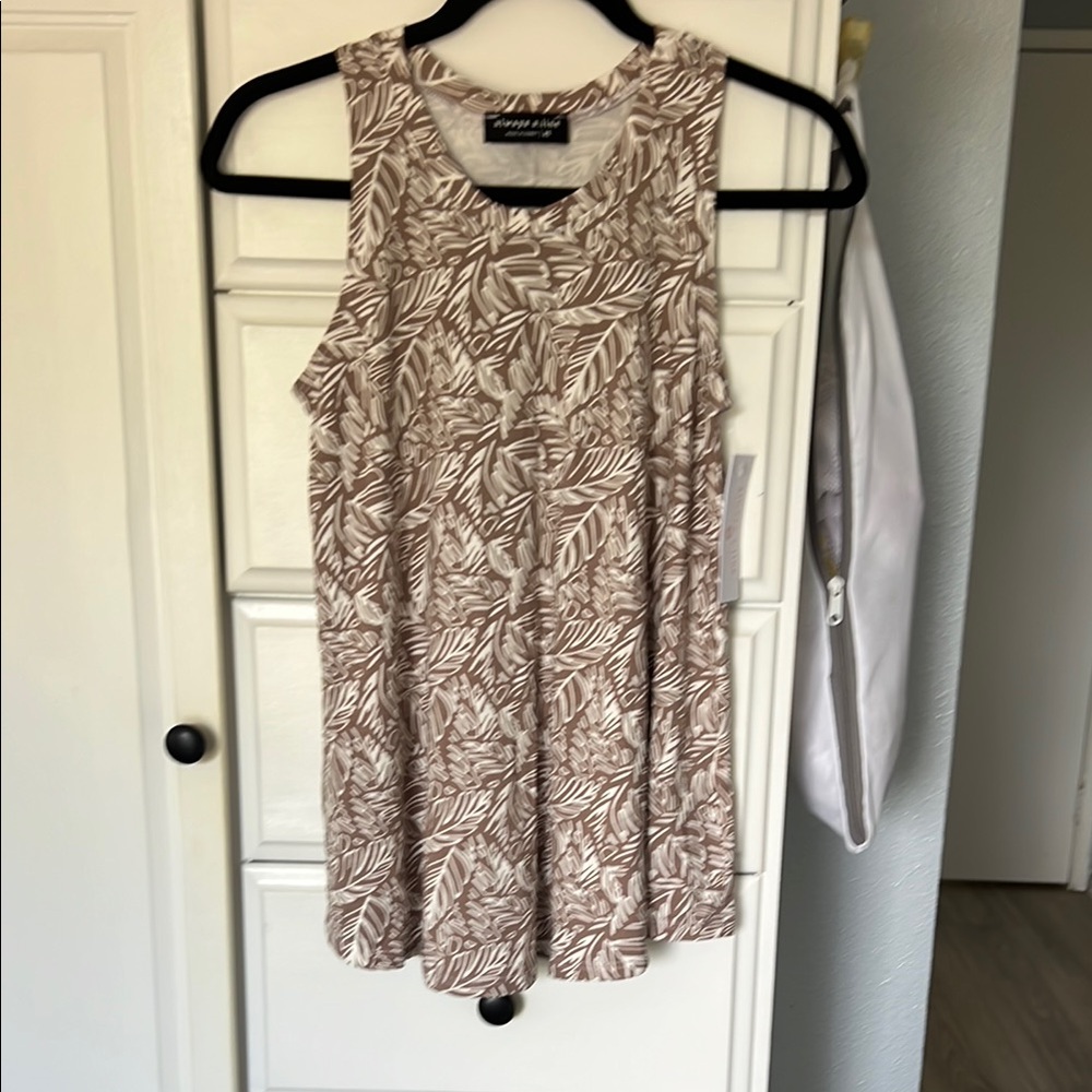 NWT Always a.line Leaf Print Sleeveless top